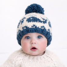 Load image into Gallery viewer, Huggalugs - Whale Beanie Hat Baby & Kids - Small (0-6 months)