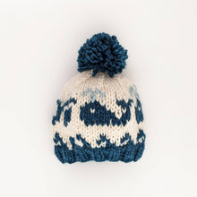 Load image into Gallery viewer, Huggalugs - Whale Beanie Hat Baby &amp; Kids - Small (0-6 months)
