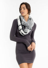 Load image into Gallery viewer, ELIETIAN - Mad About Plaid Scarf
