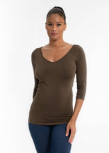 Load image into Gallery viewer, ELIETIAN - Three Quarter Sleeve Top: CHOCOLATE / One Size
