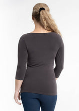 Load image into Gallery viewer, ELIETIAN - Three Quarter Sleeve Top: CHOCOLATE / One Size
