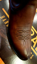 Load image into Gallery viewer, A4027 MEN’S DARK HONEY EMBROIDERED R TOE CORRAL BOOT
